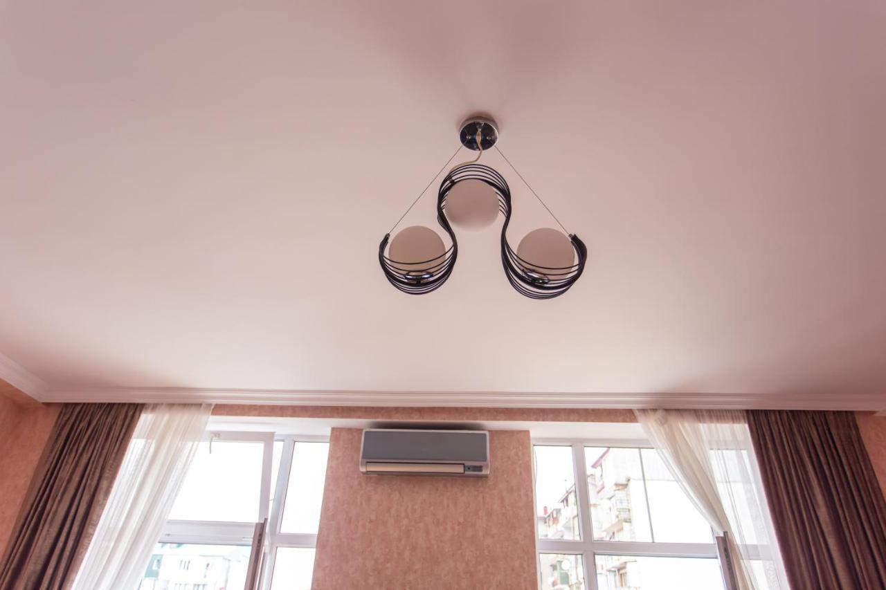 Apartments In The Historical Center Of Batumi, Near The Seaside Park Luaran gambar