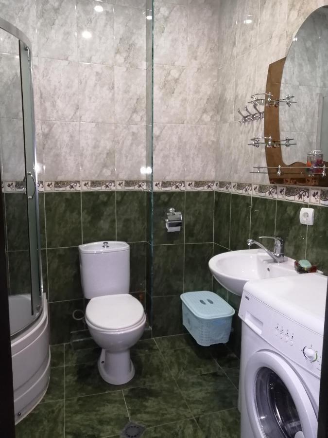 Apartments In The Historical Center Of Batumi, Near The Seaside Park Luaran gambar